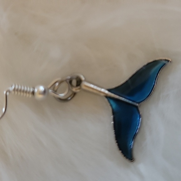 Mermaid tail earrings 🧜‍♀️ 🧜‍♂️.  Blue on both sides. 💙 - Picture 2 of 4